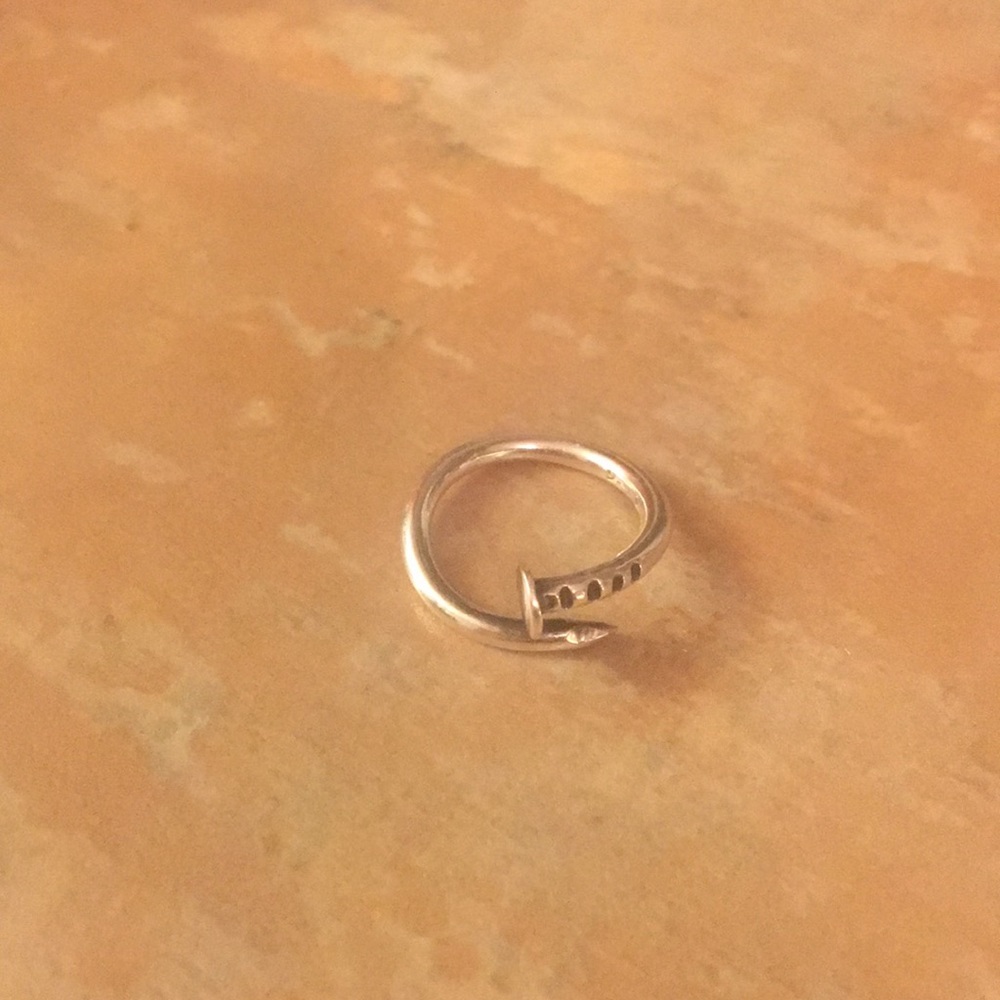 Clou Screw Ring